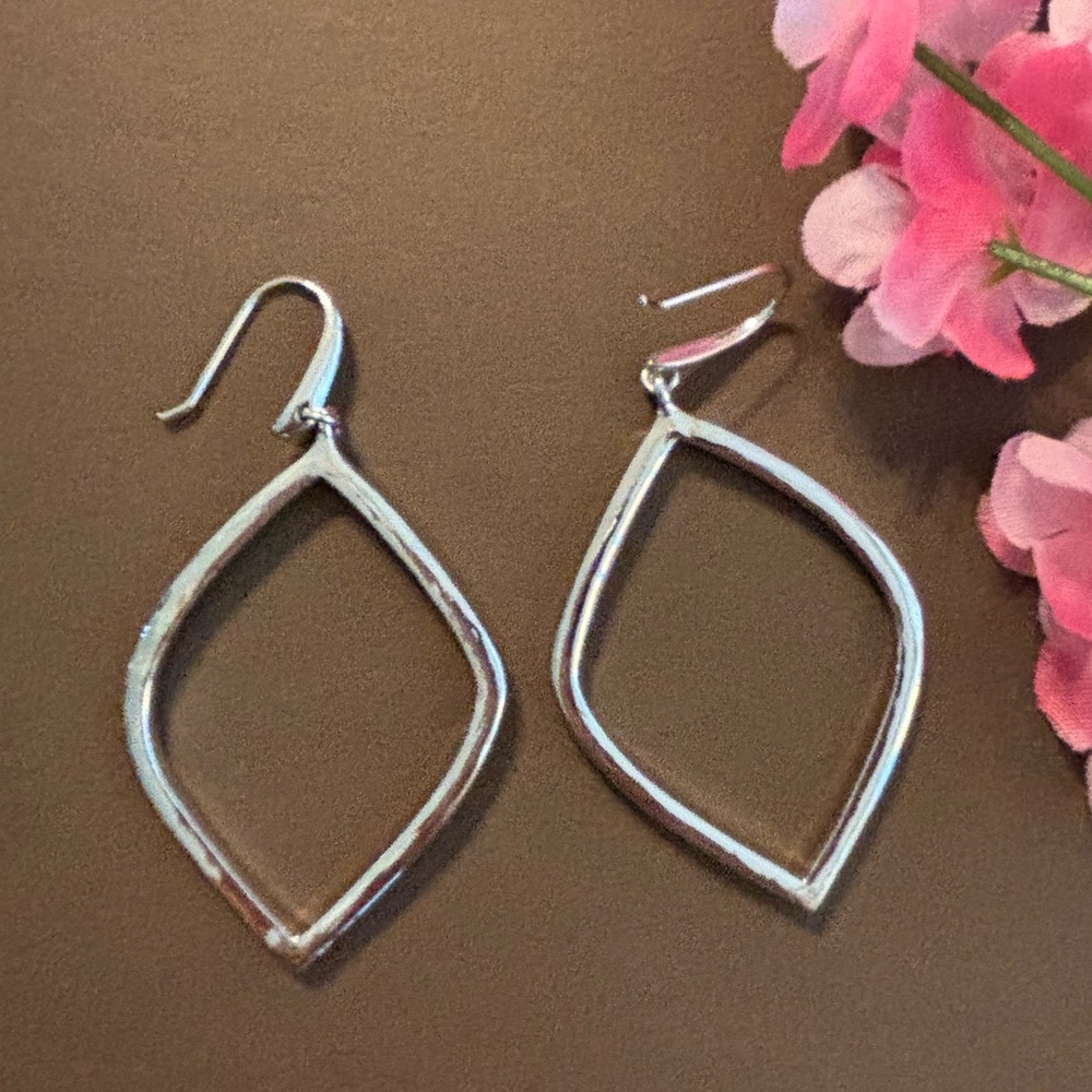 Touchstone by Swarovski Dangle Shiny Earrings - Picture 6 of 9